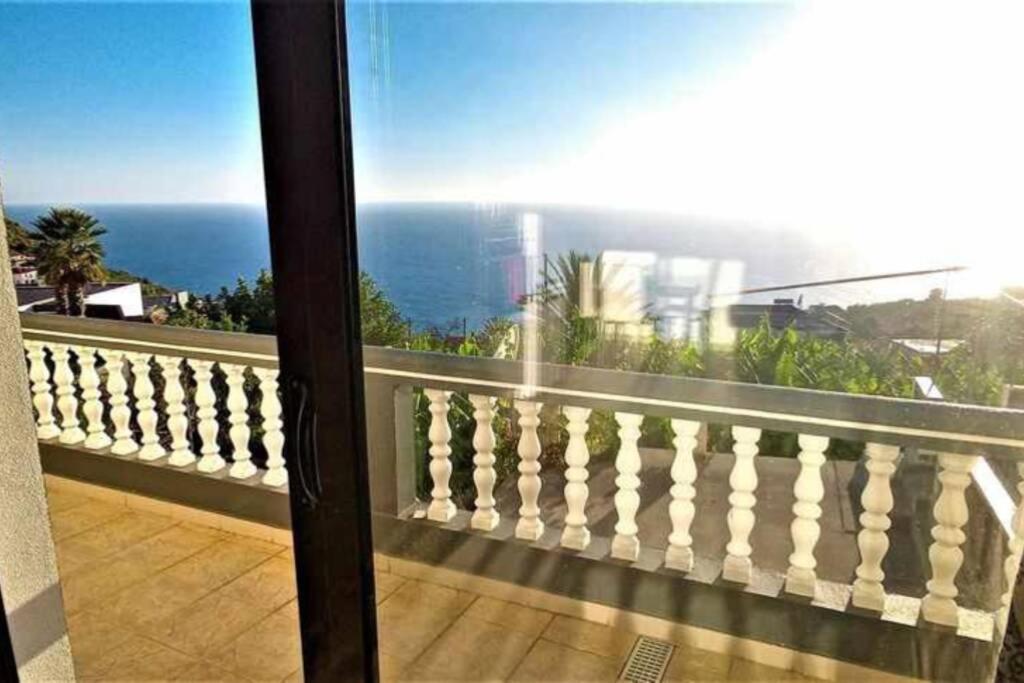 Arcos Grands Suites With Enormous And Private Pool. Arco da Calheta  Exterior foto